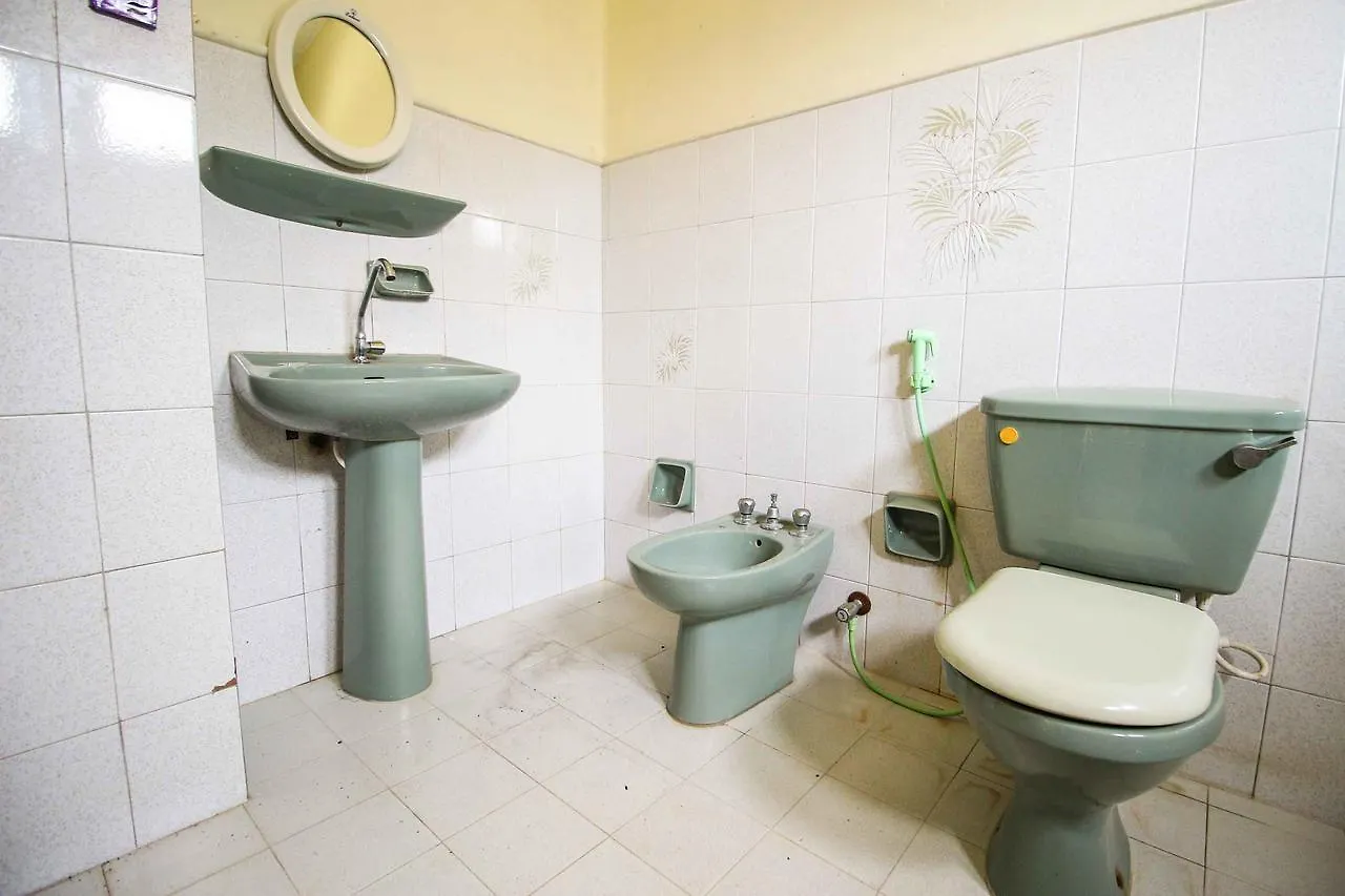 Yoho Airport Way Bungalow 니곰보